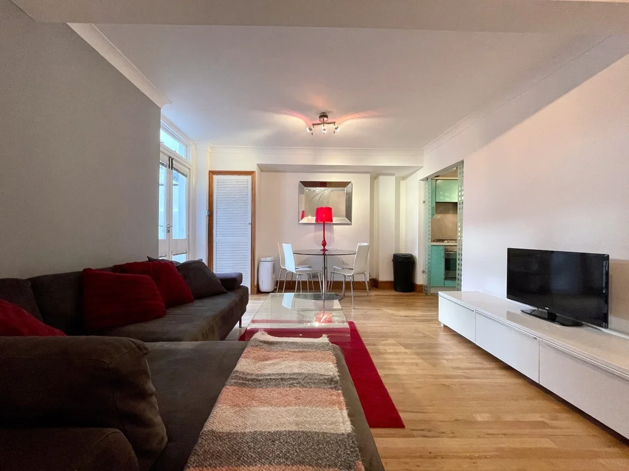 Flat Eaton Place in Brighton