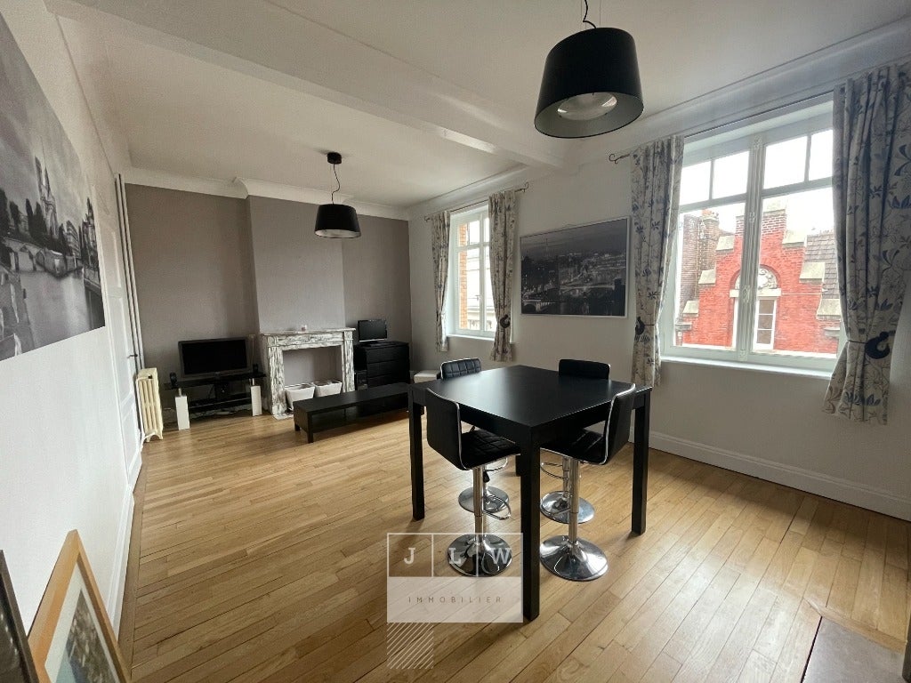 Appartement Rue de l'Hôpital Militaire à Lille