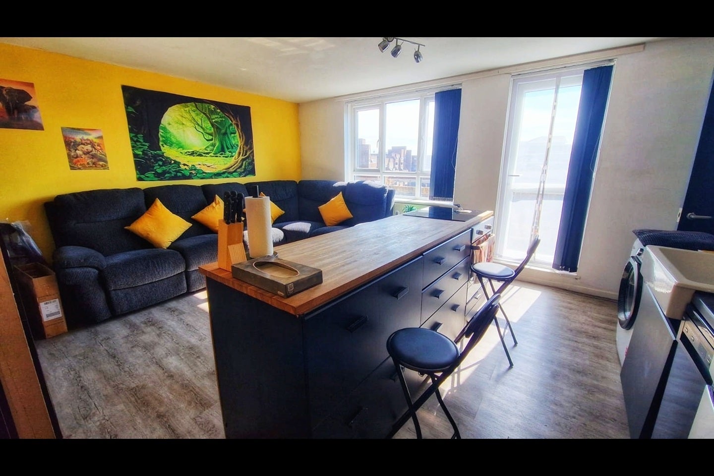 Room Engineer Close in Greater London