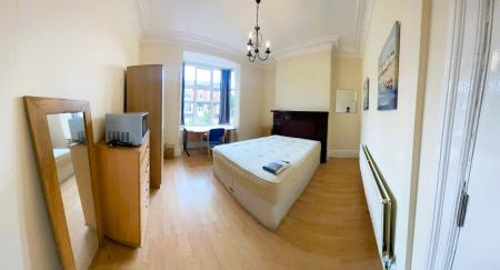 Flat Seabridge Road in Newcastle-under-Lyme
