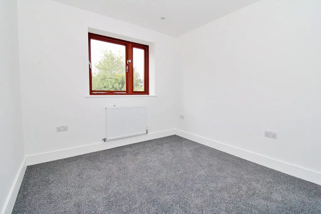 Flat Hillmorton Road in Rugby
