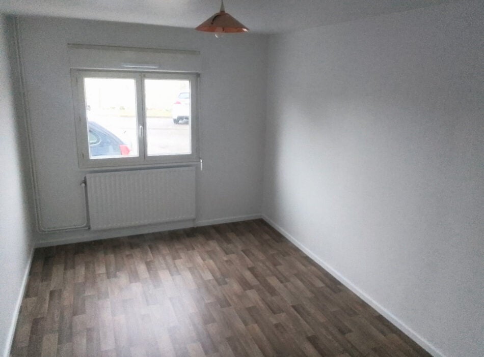 Appartement Place de la Mairie à Vieu-d'Izenave