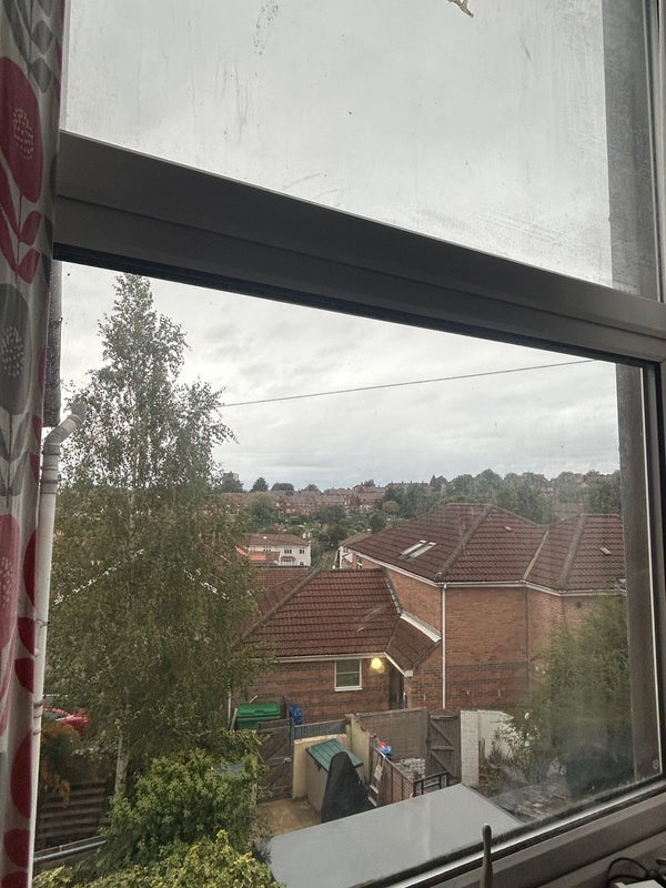 Room Orchard Road in Bristol
