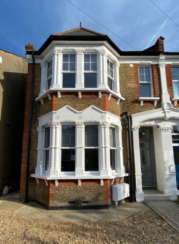 Room Carholme Road in Greater London
