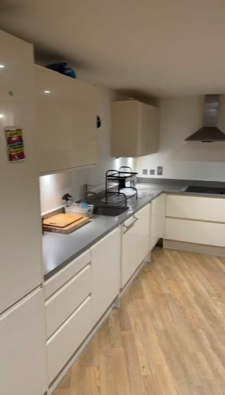 Room Harrow Manorway in Greater London