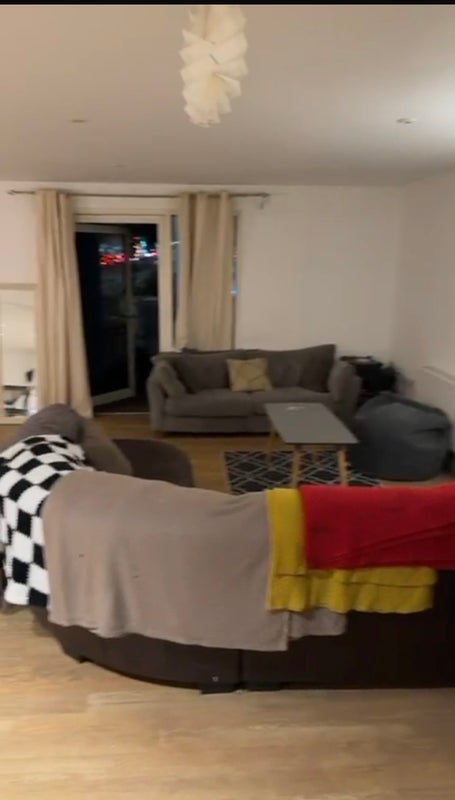 Room Harrow Manorway in Greater London