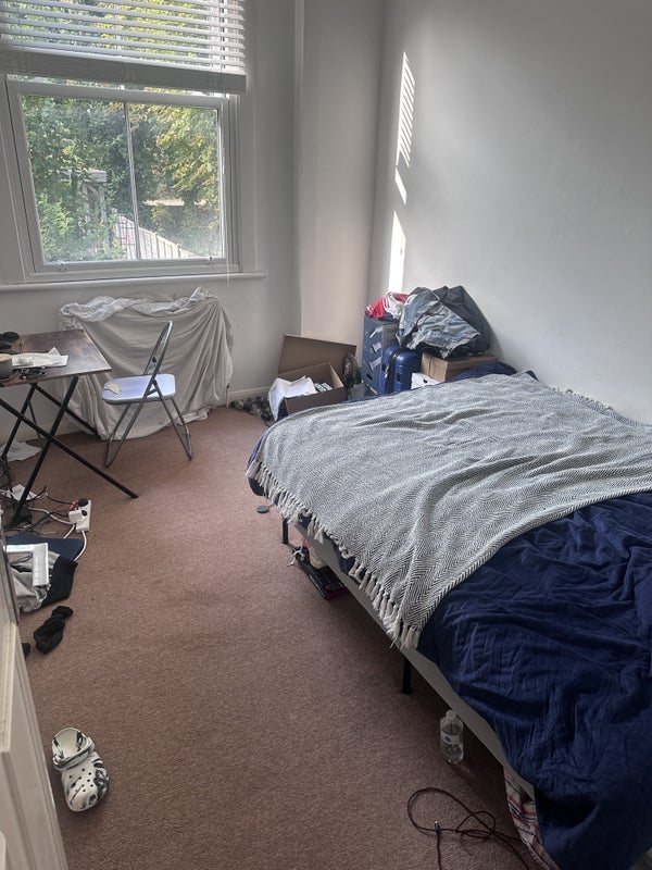 Room Woodland Road in Greater London