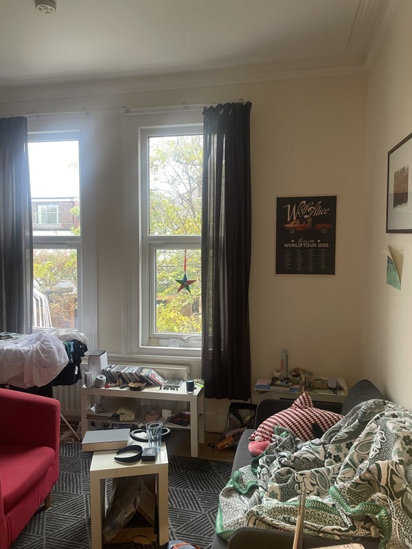 Room Westbere Road in Greater London
