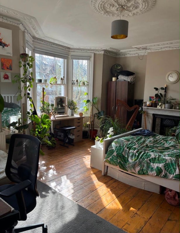 Room Galveston Road in Greater London