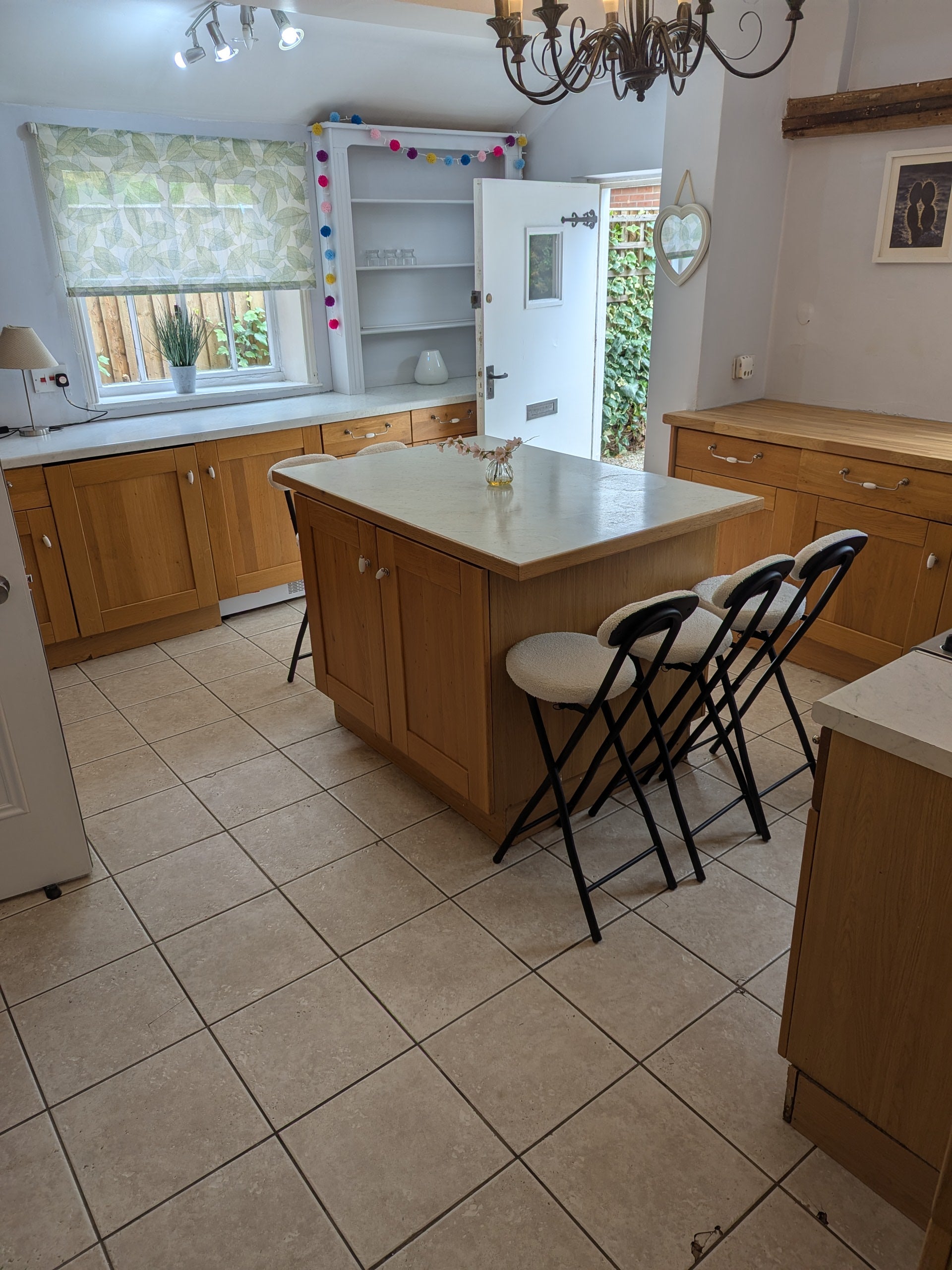 Room Common Road in Dunnington