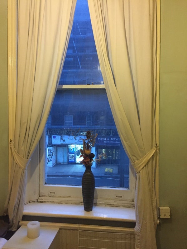 Room Edgware Road in City of Westminster