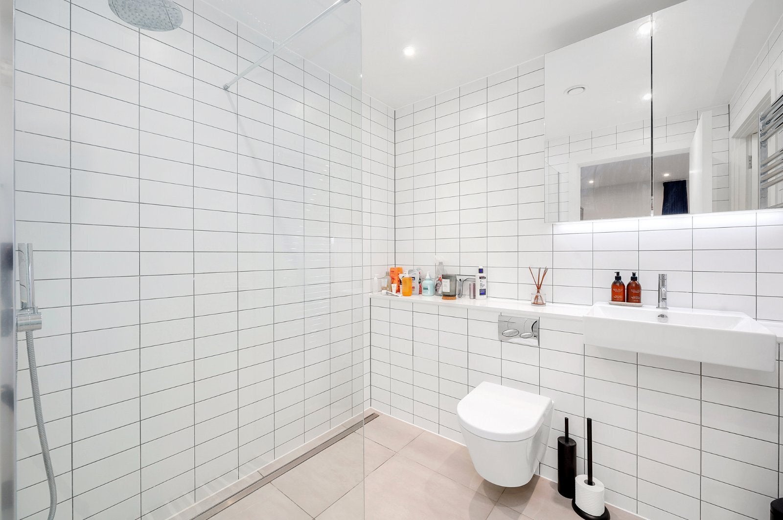 Flat Agar Place in Greater London