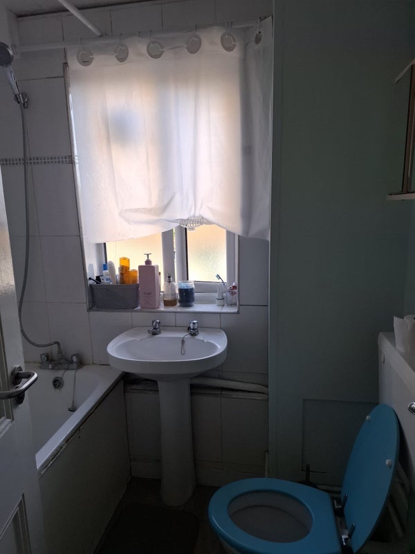 Room Camden Road in Greater London
