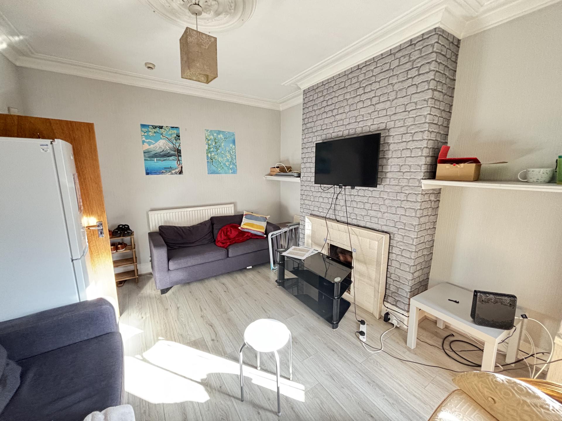 Flat Delph Mount in Leeds