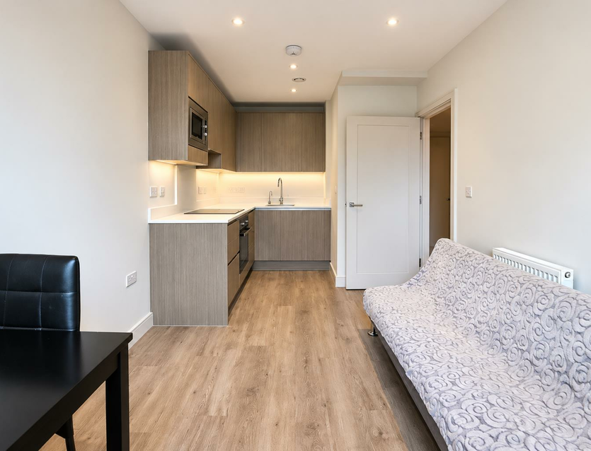 Flat Atwells Yard in Greater London