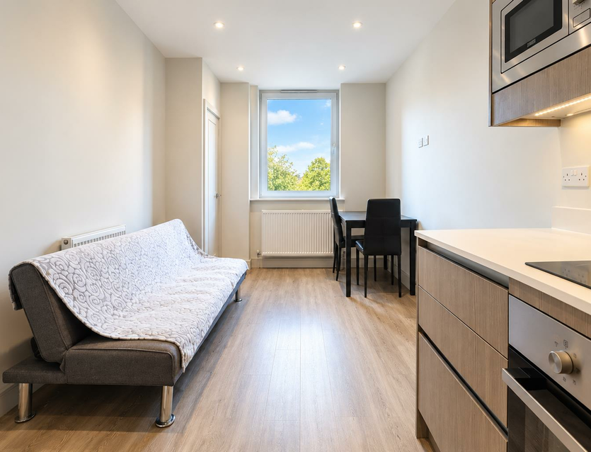 Flat Atwells Yard in Greater London