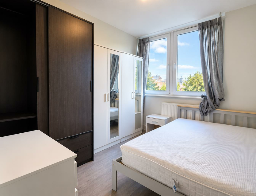 Flat Atwells Yard in Greater London