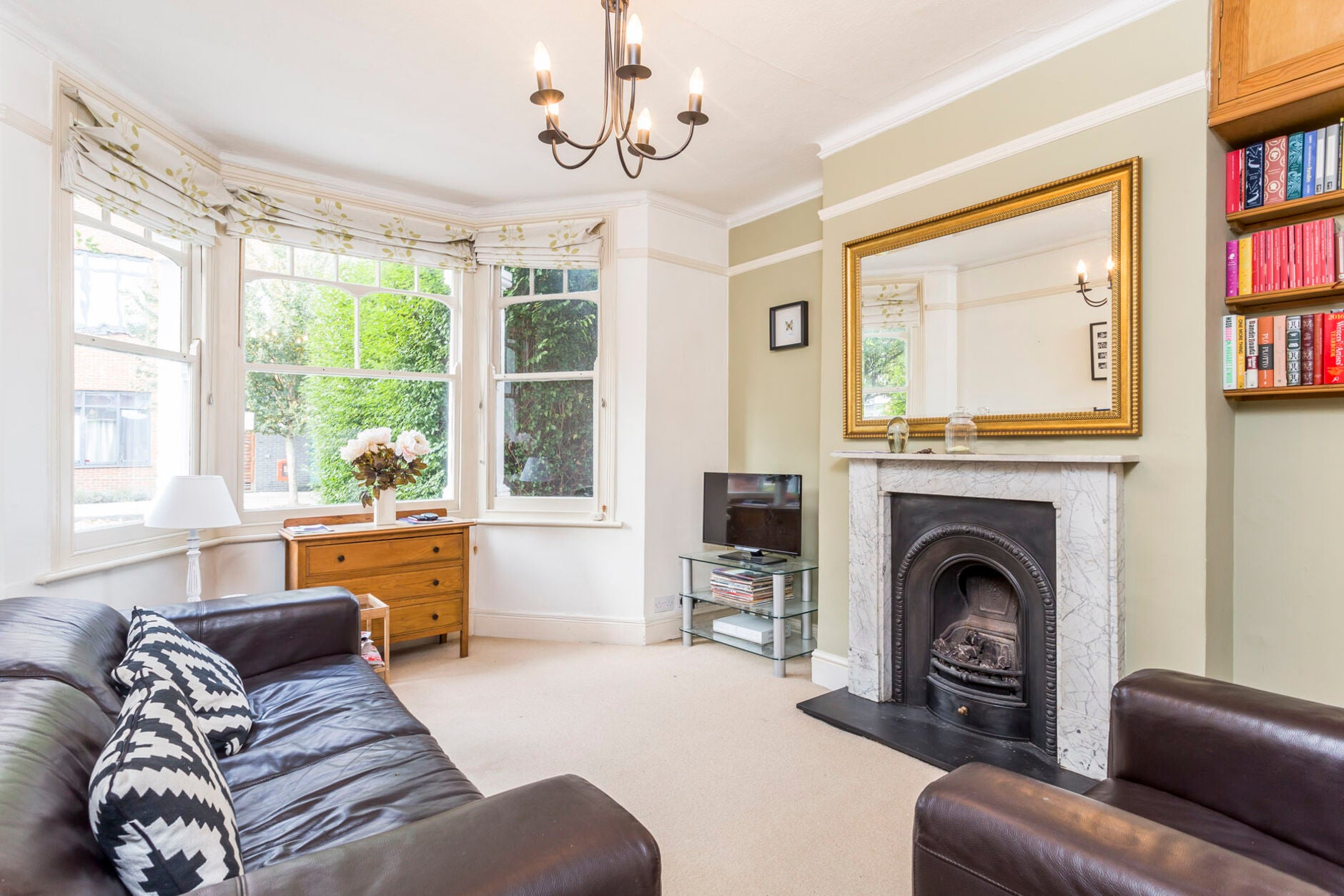House Larden Road in Greater London