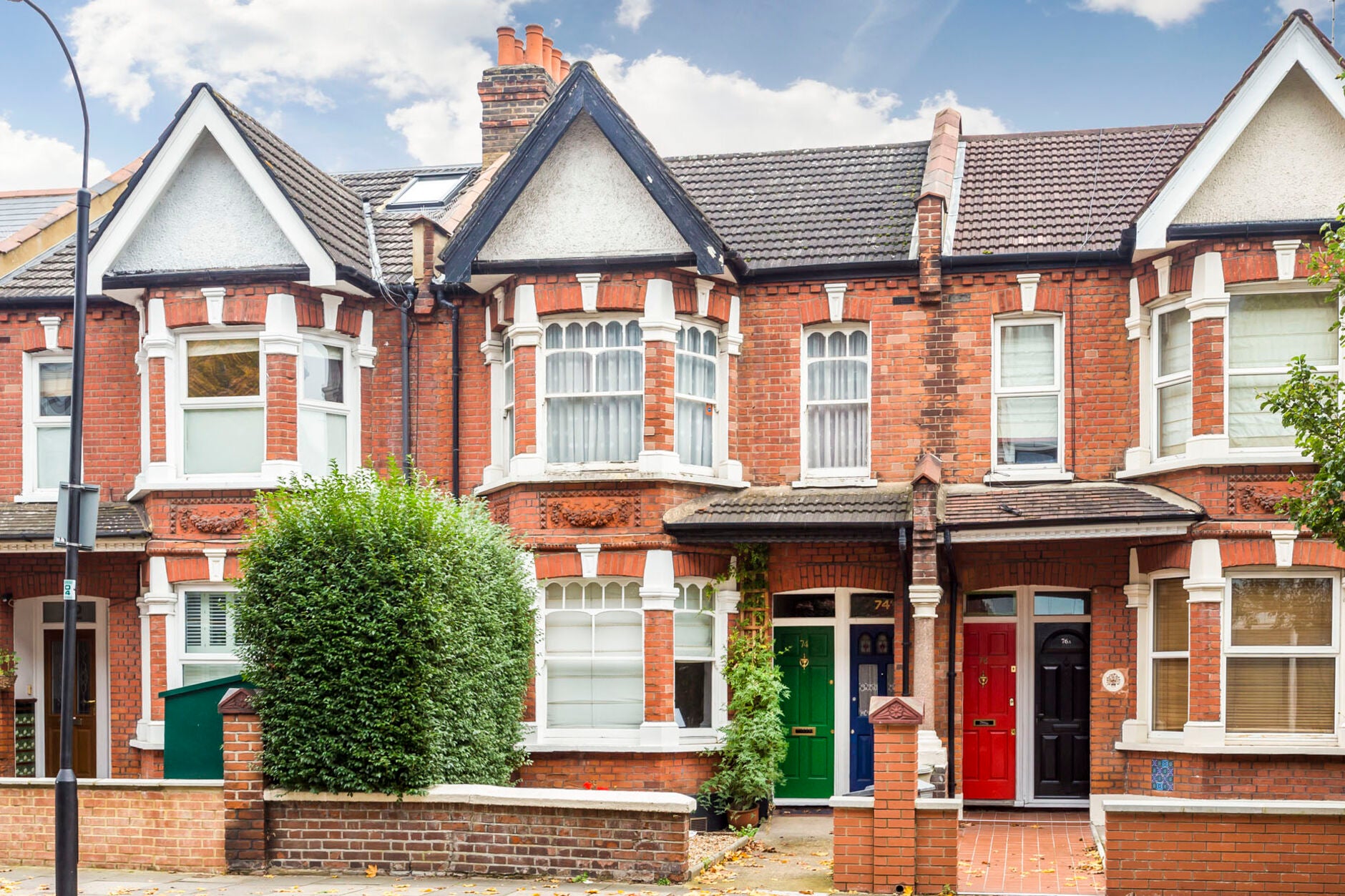 House Larden Road in Greater London