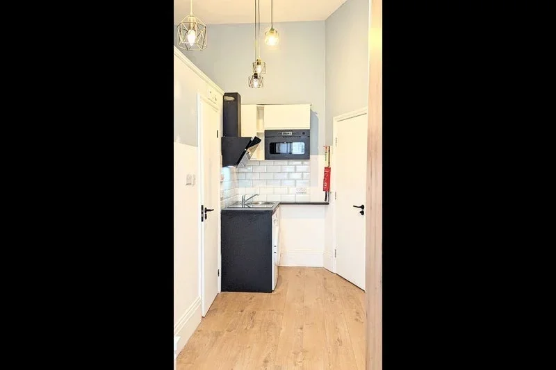 Flat Kensington Gardens Square in City of Westminster