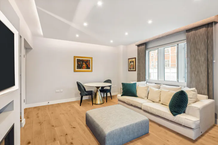 Flat Phillimore Gardens in Greater London