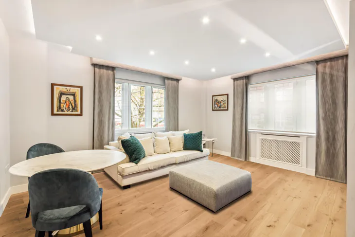 Flat Phillimore Gardens in Greater London