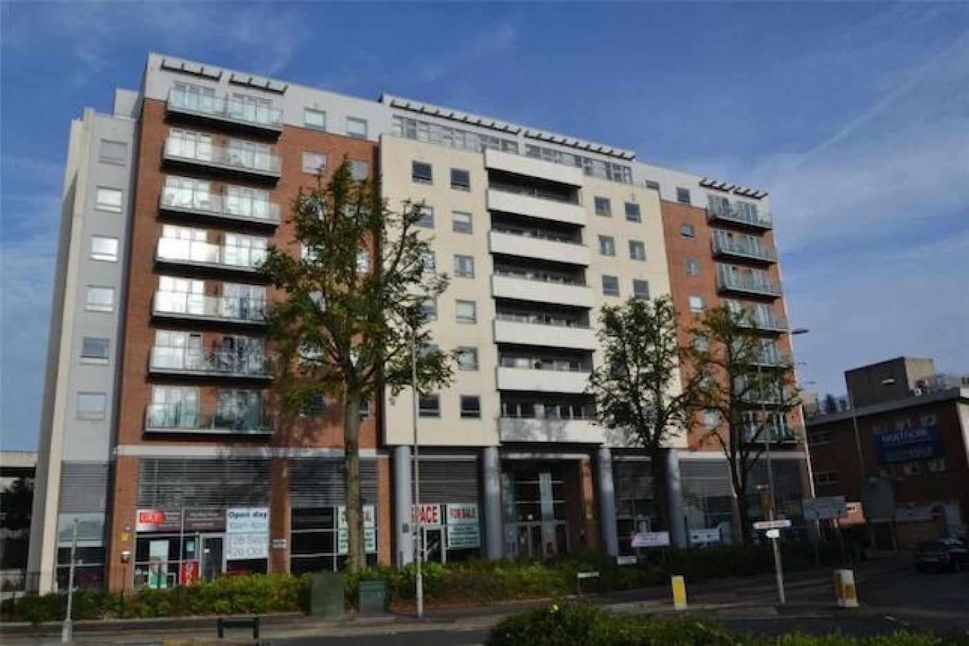 Flat Wilmington Close in Watford