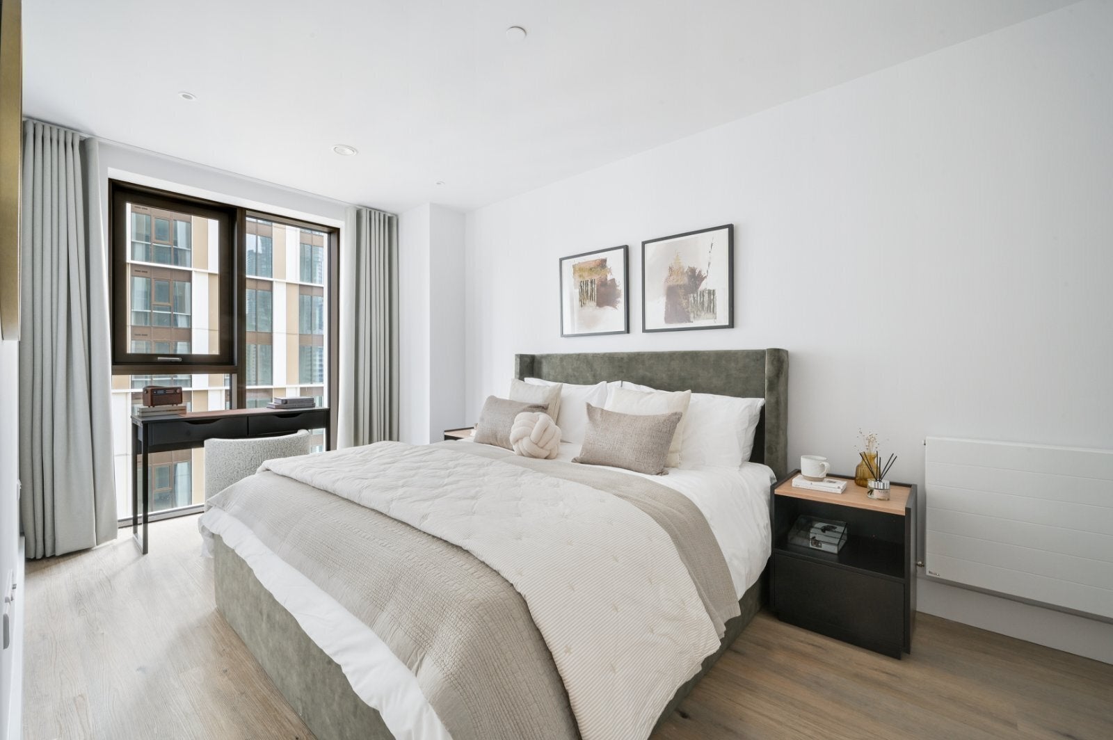 Flat Charter Street in Greater London