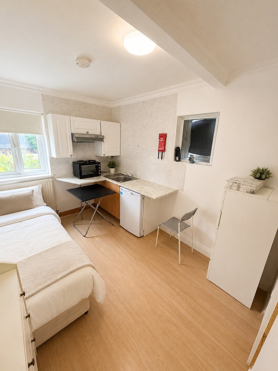 Flat Rectory Road in Greater London