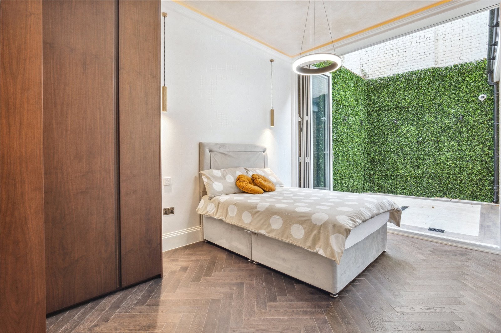 Flat Lexham Gardens in Greater London