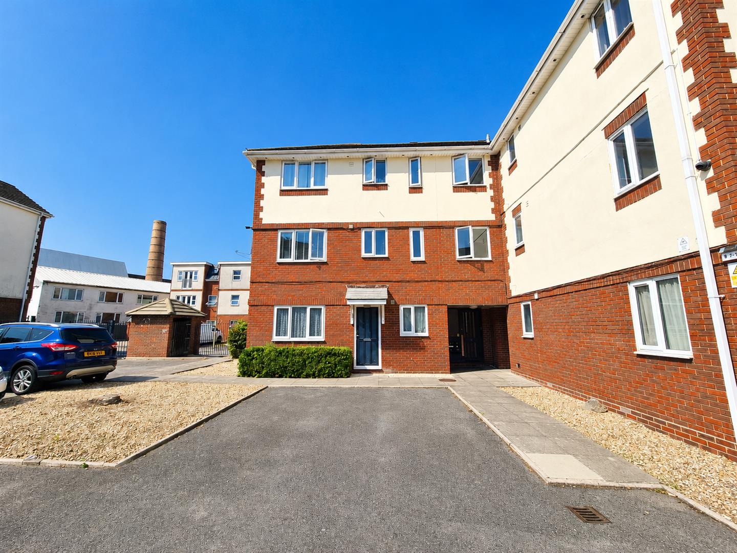 Flat St. John's Close in Gosport