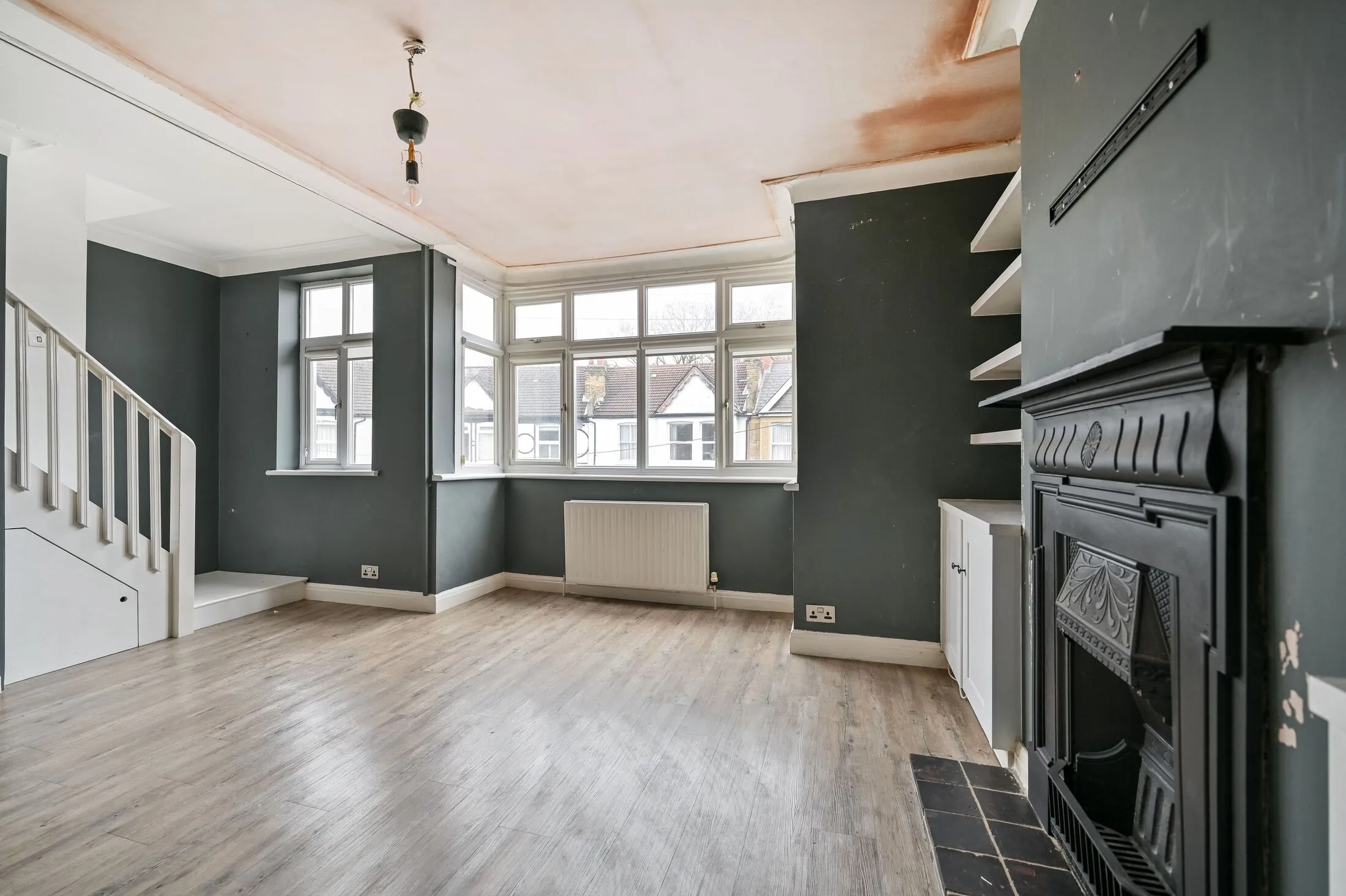 Flat Alphea Close in Greater London