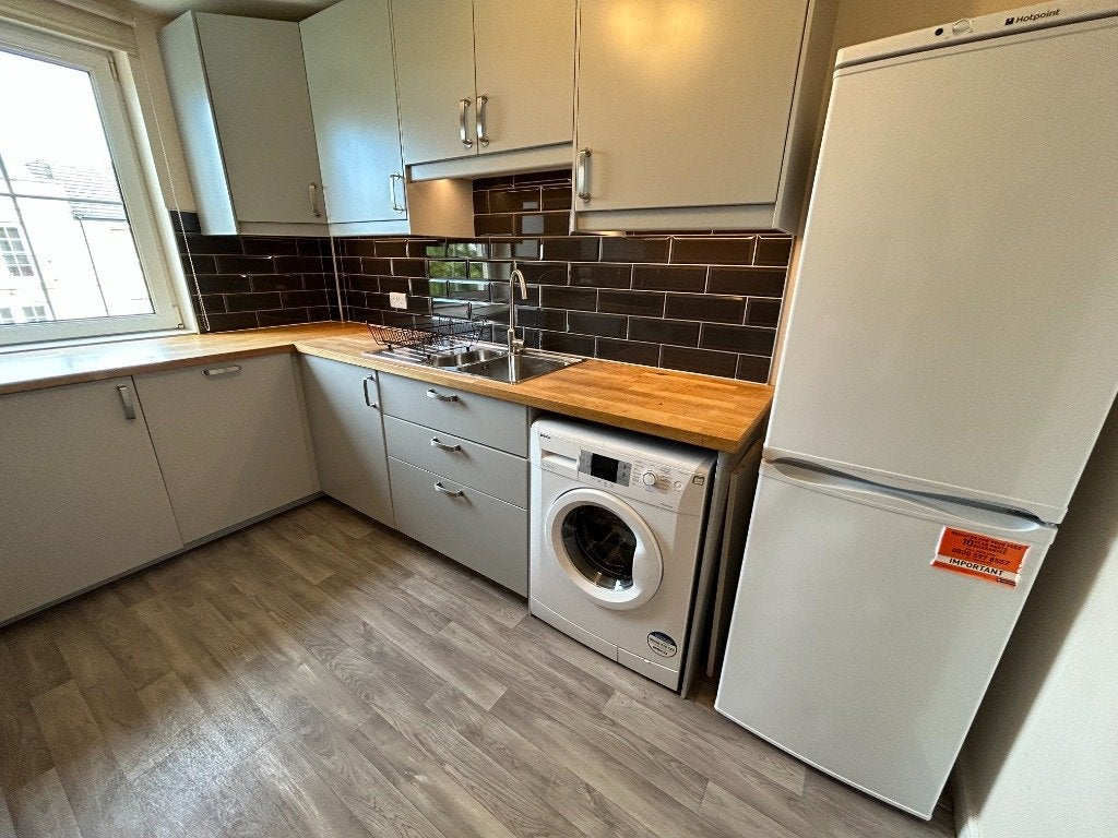 Flat Stead's Place in City of Edinburgh