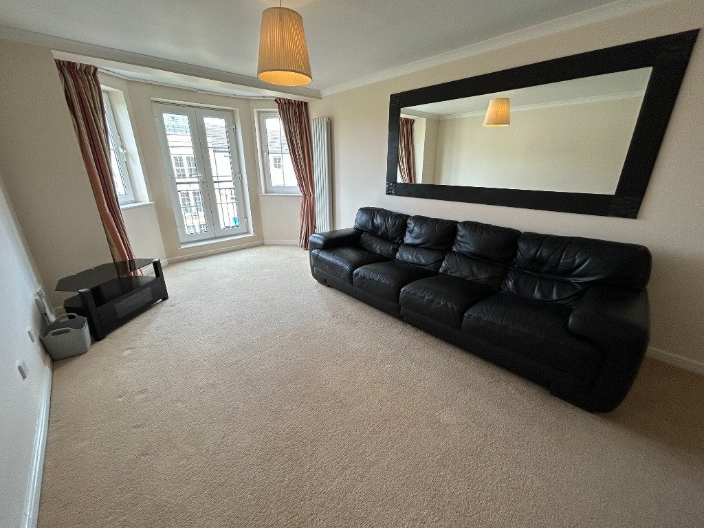 Flat Stead's Place in City of Edinburgh