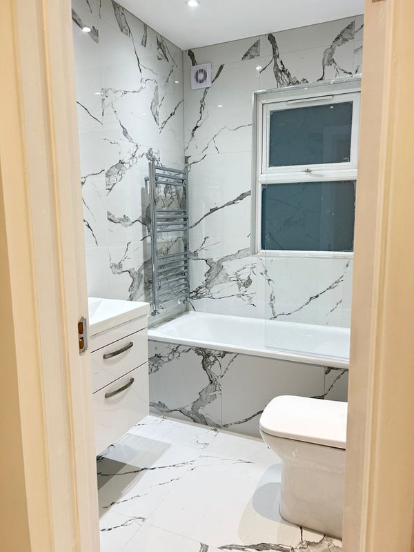 Room Melfort Road in Greater London