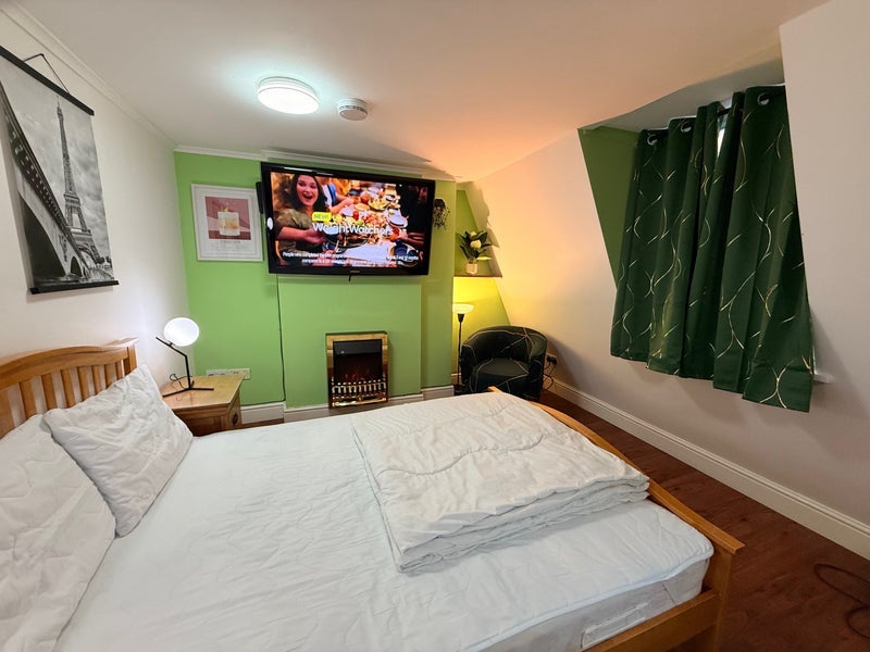 Room Dean Street in City of Westminster