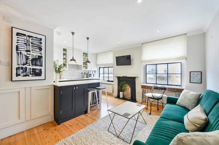 Flat Burton Street in Greater London