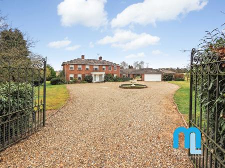 House Frog Hill Road in Breckland District
