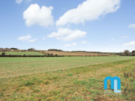 House Frog Hill Road in Breckland District