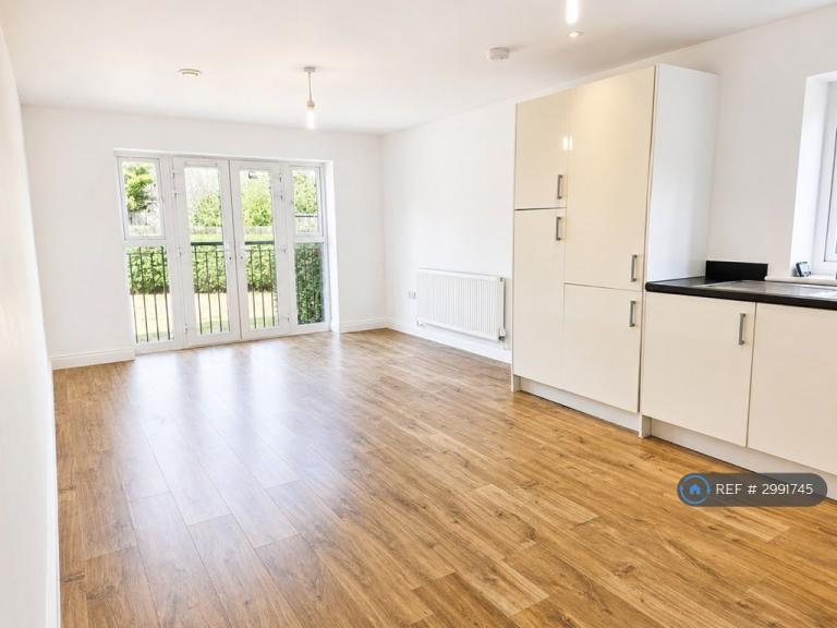 Flat Helen Road in Greater London