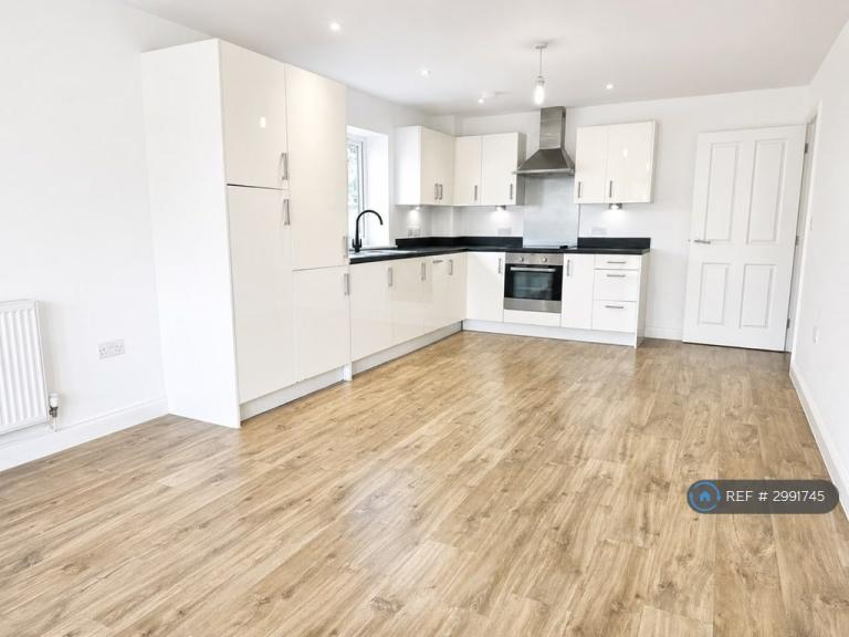 Flat Helen Road in Greater London