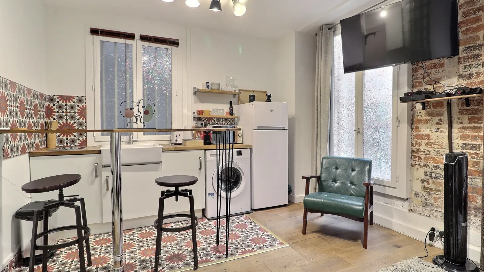 Flat Rue d'Orsel in Paris