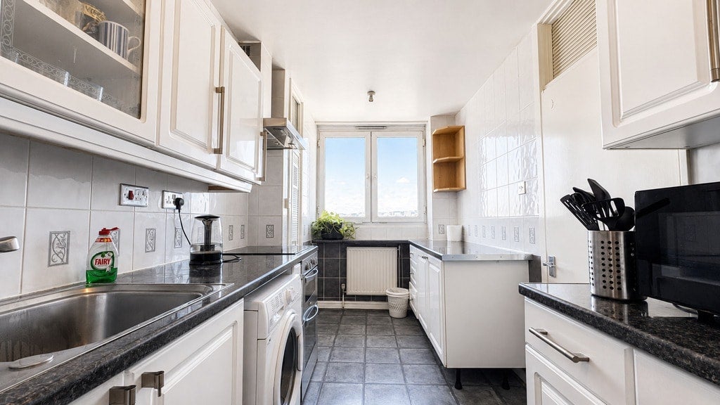 Flat Paddington Green in City of Westminster