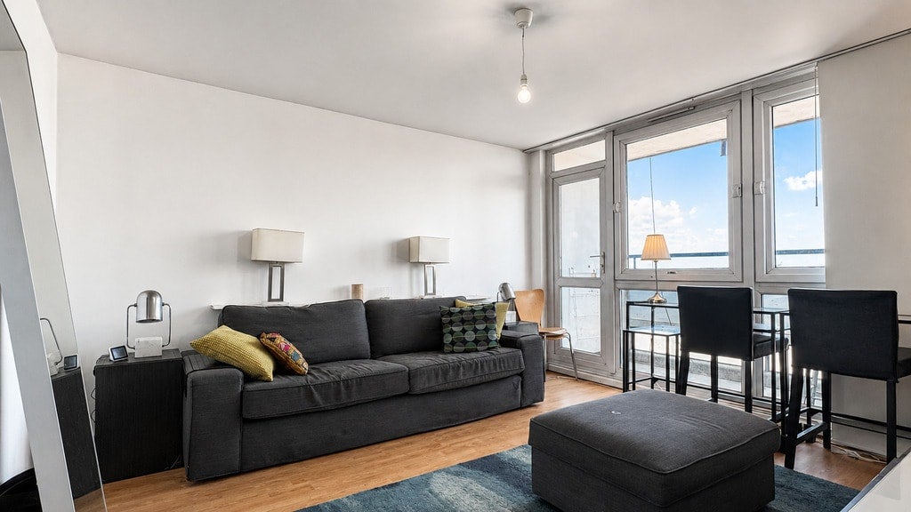 Flat Paddington Green in City of Westminster