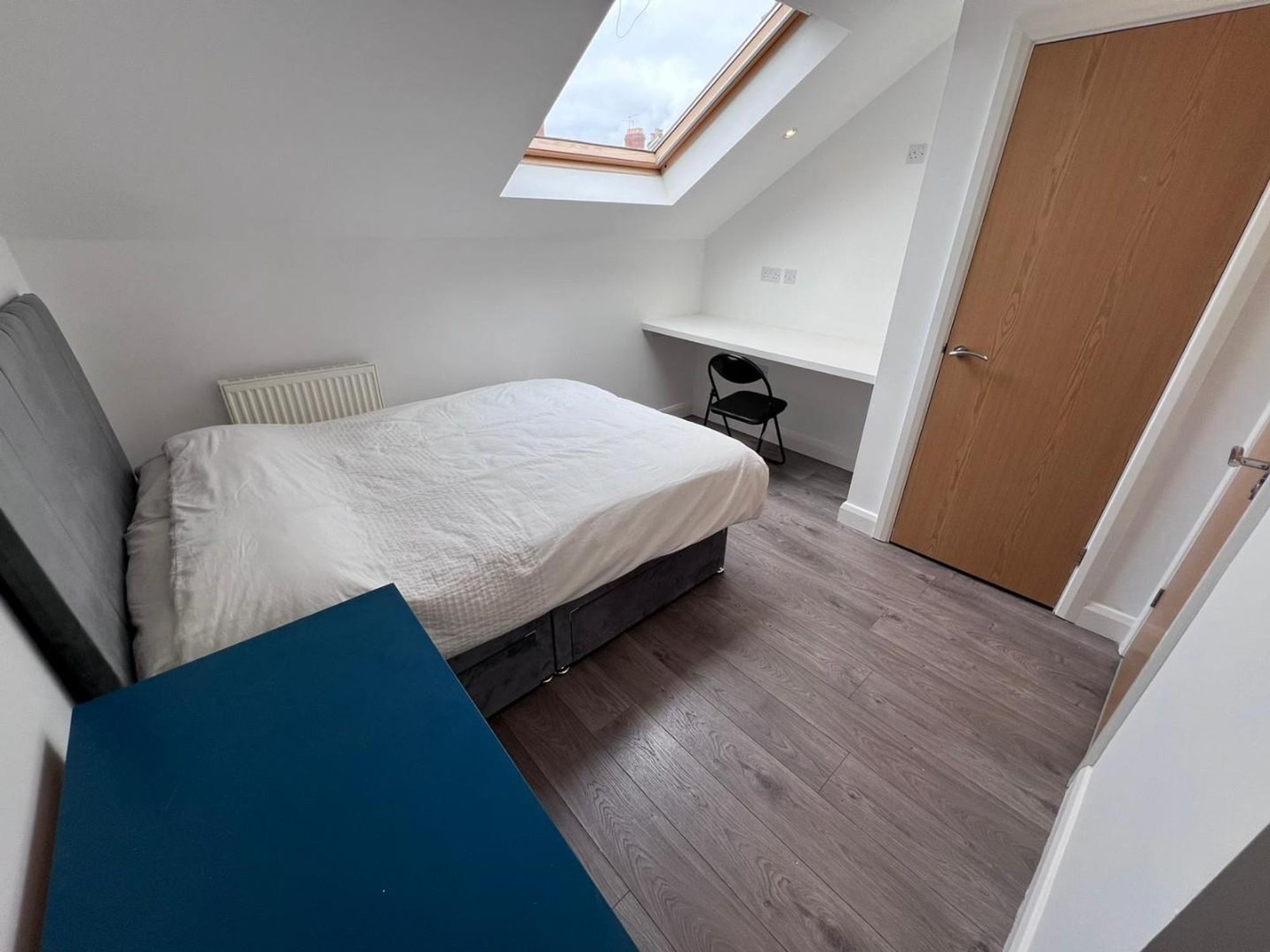 Room Monthermer Road in Cardiff