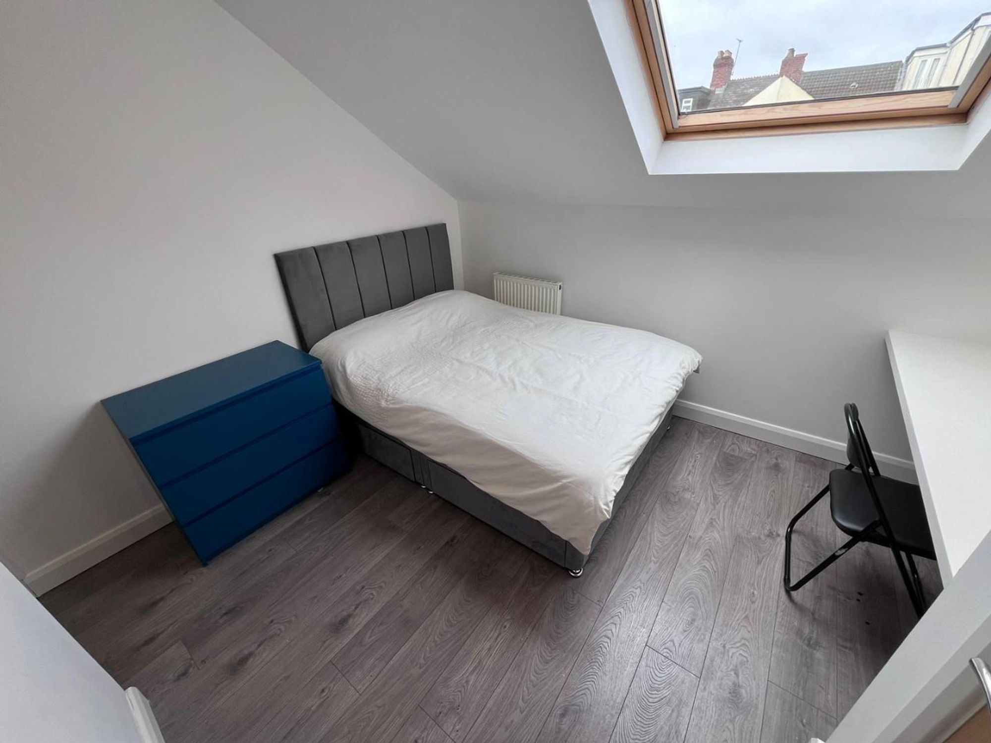 Room Monthermer Road in Cardiff