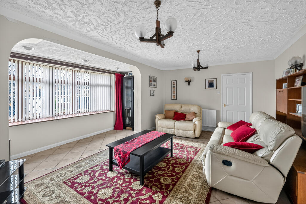 House Jacklin Drive in Coventry