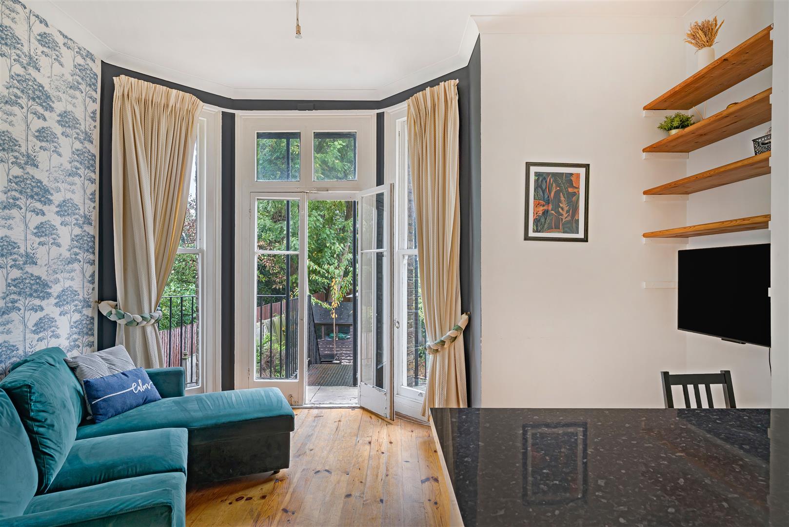 Flat Argyle Road in Greater London