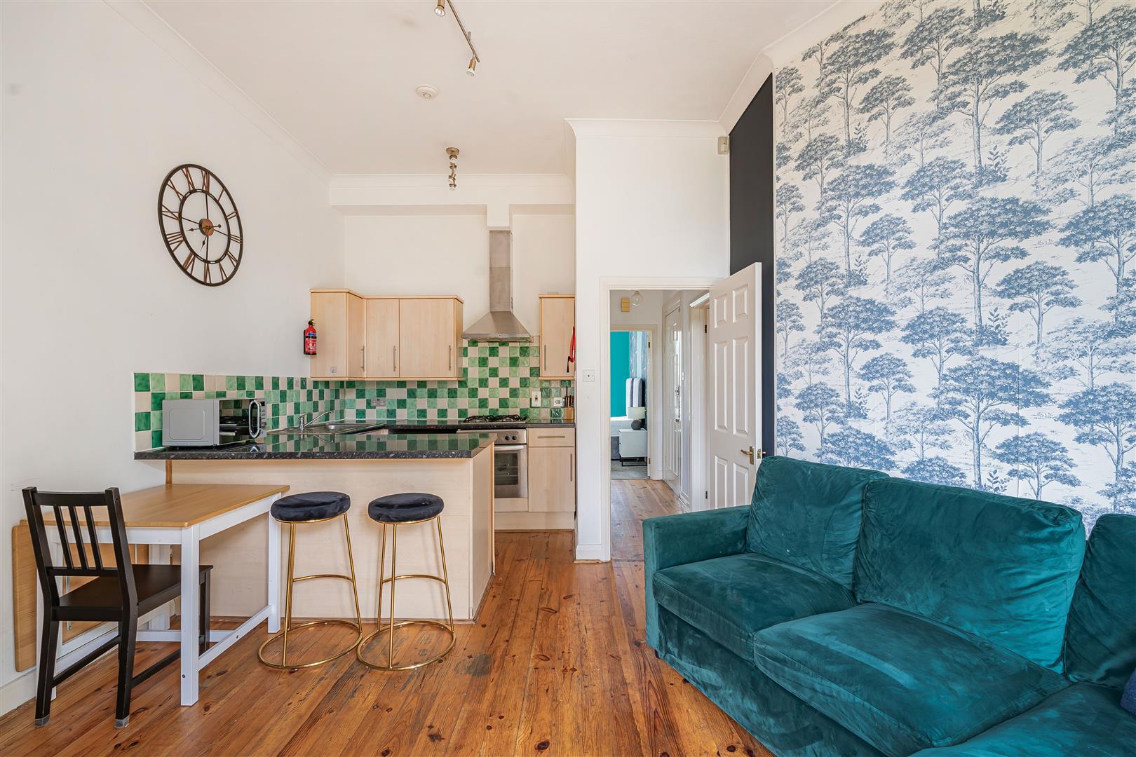 Flat Argyle Road in Greater London