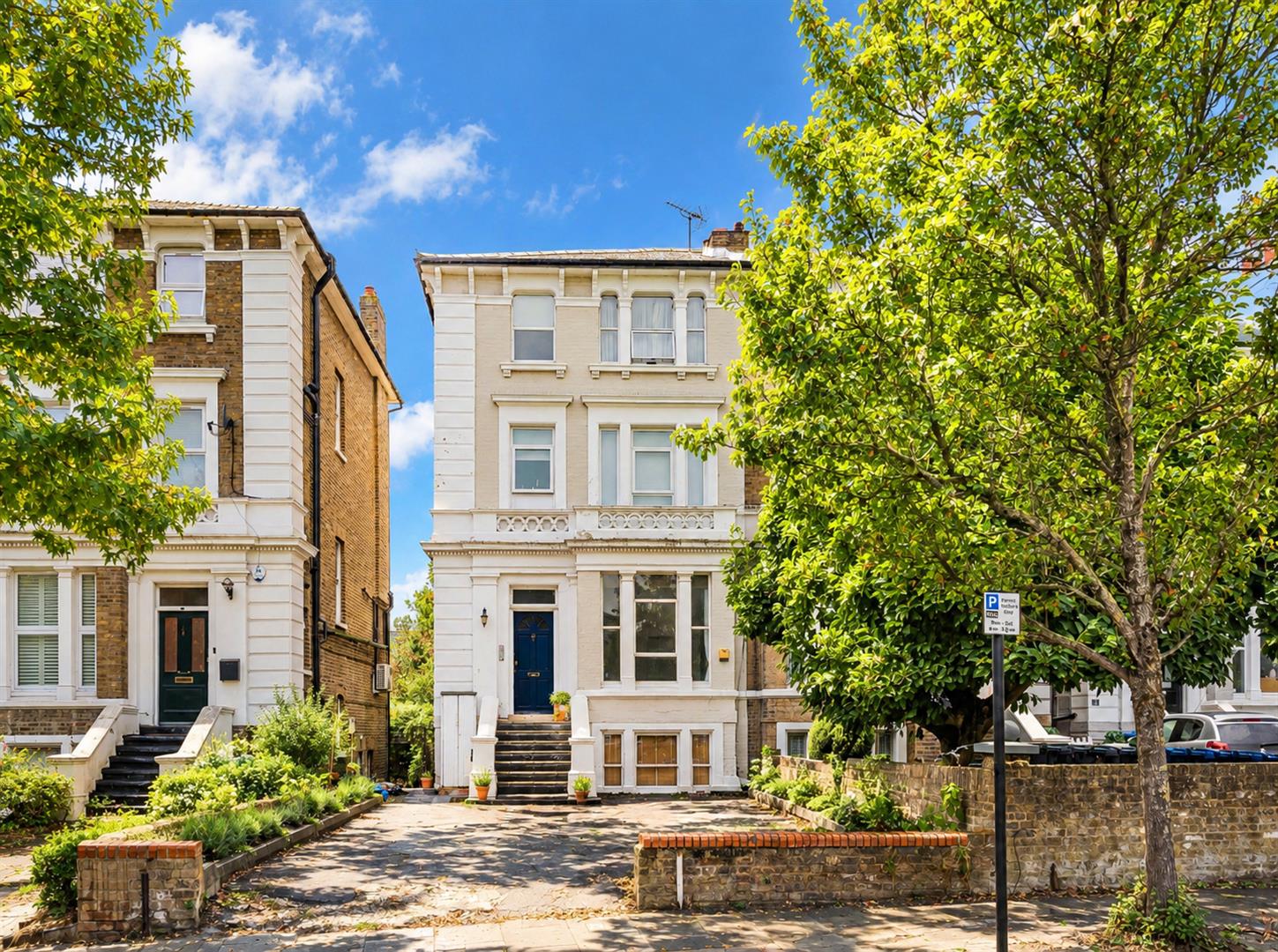 Flat Argyle Road in Greater London